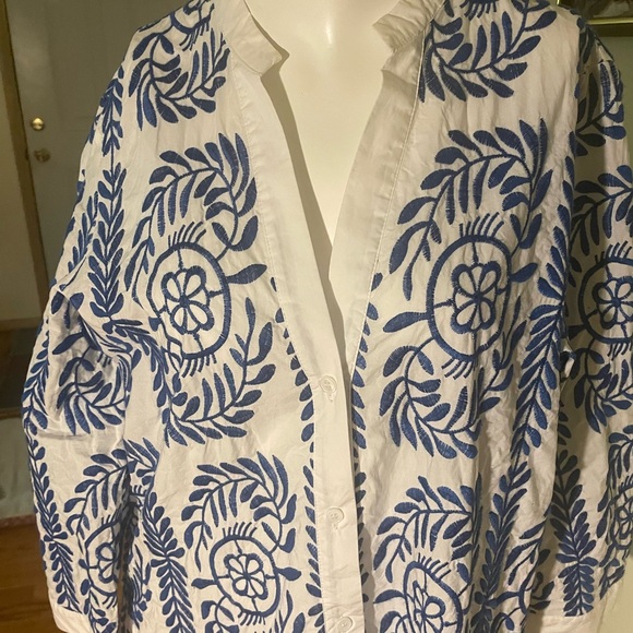 Zara White and Blue Floral Long Dress - Picture 2 of 4